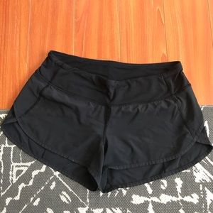 Lululemon Speed Short 4 way stretch
